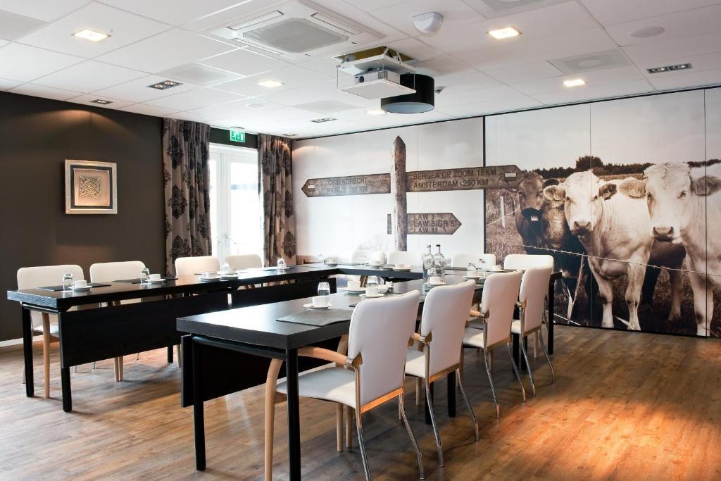 Grenshotel De Jonckheer Hotel 4*