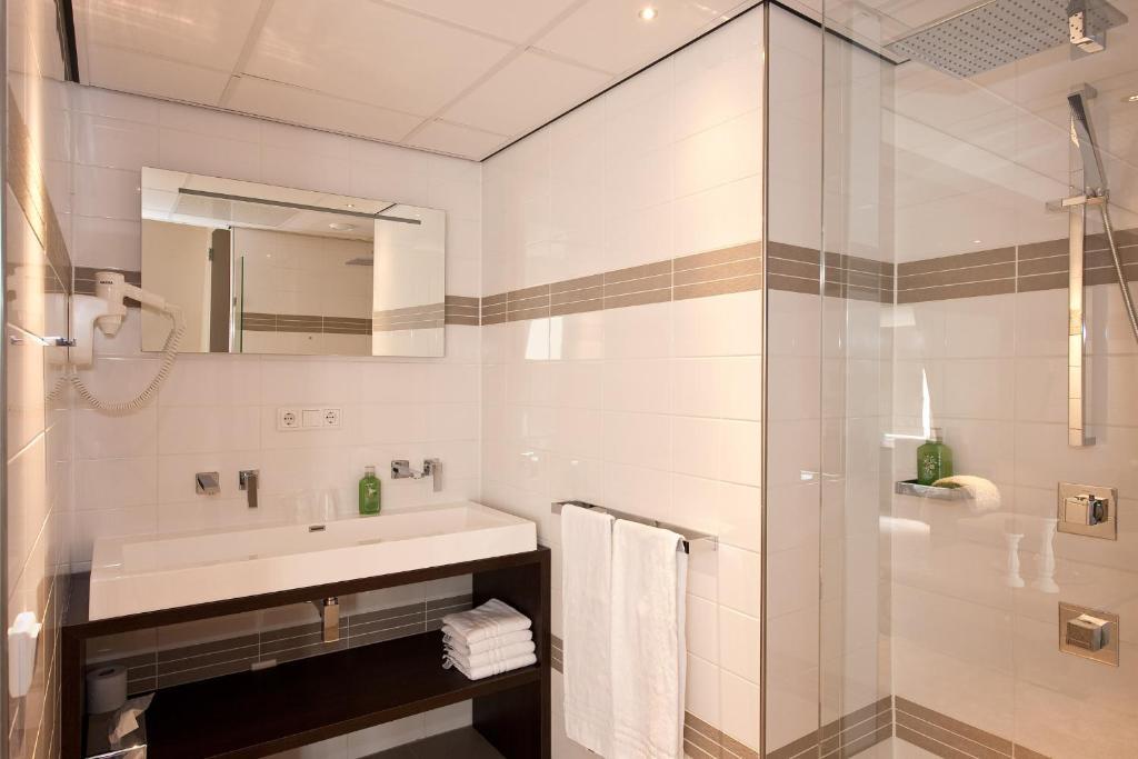 Grenshotel De Jonckheer Hotel 4*