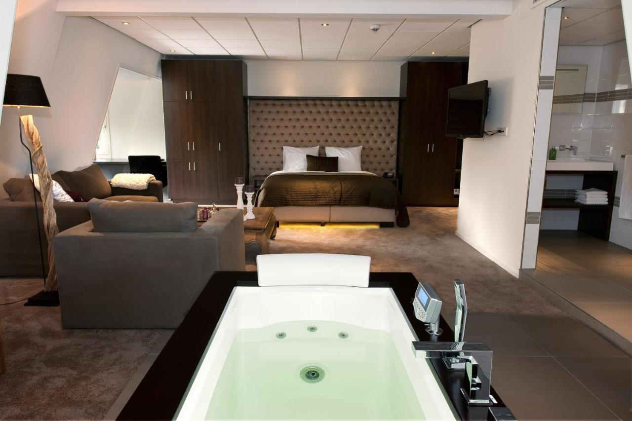 Hotel Grenshotel De Jonckheer 4*